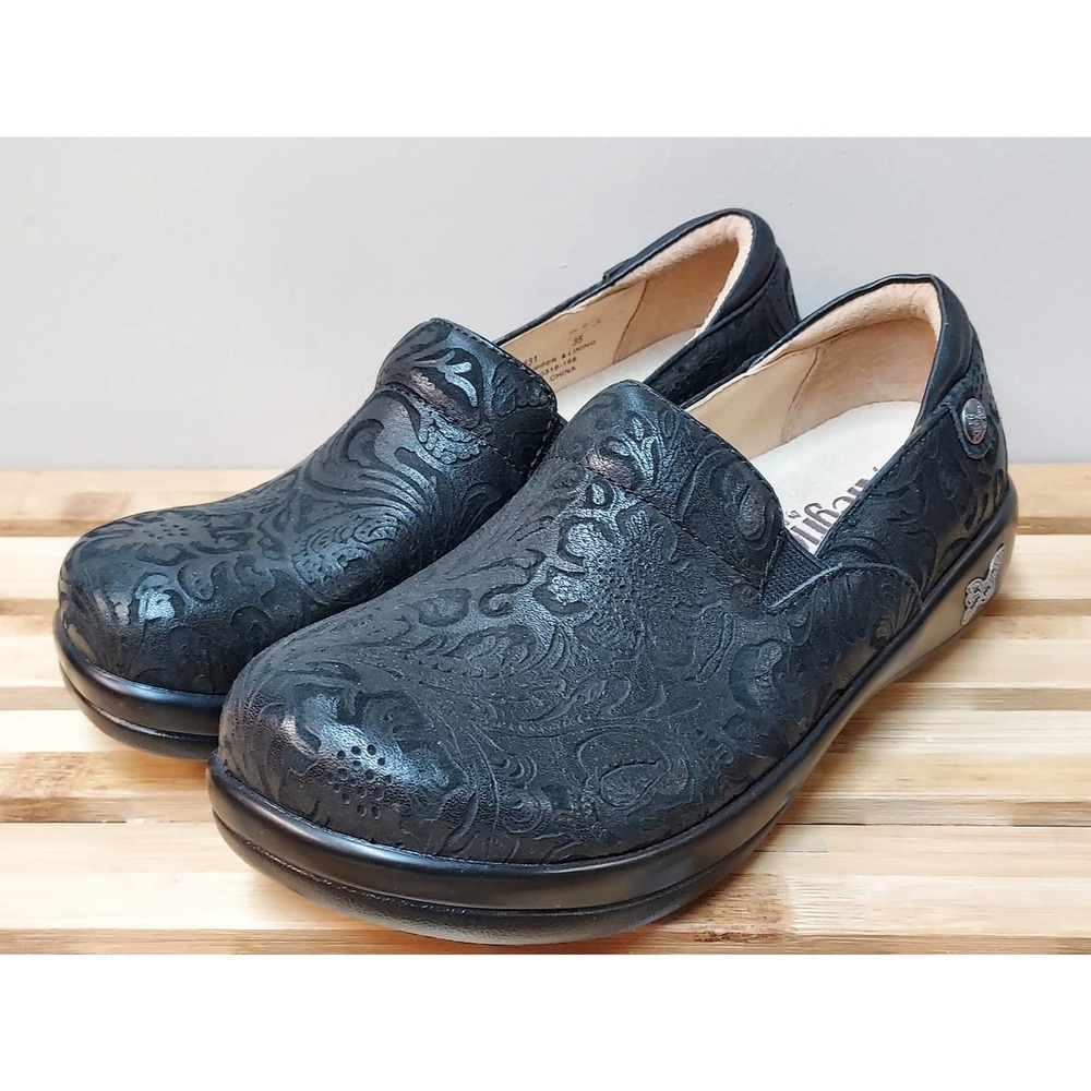 Alegria Womens Keli | Black | Embossed Paisley Shoes Size 35 (4.5)